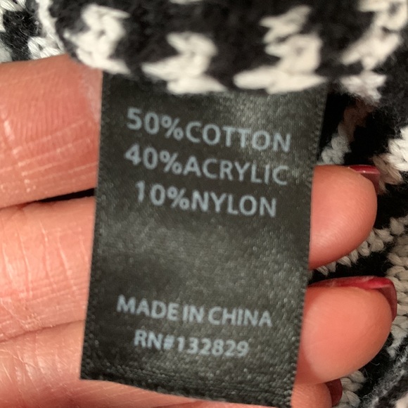 House of Harlow 1960 Revolve V neck striped sweater S - Picture 3 of 8